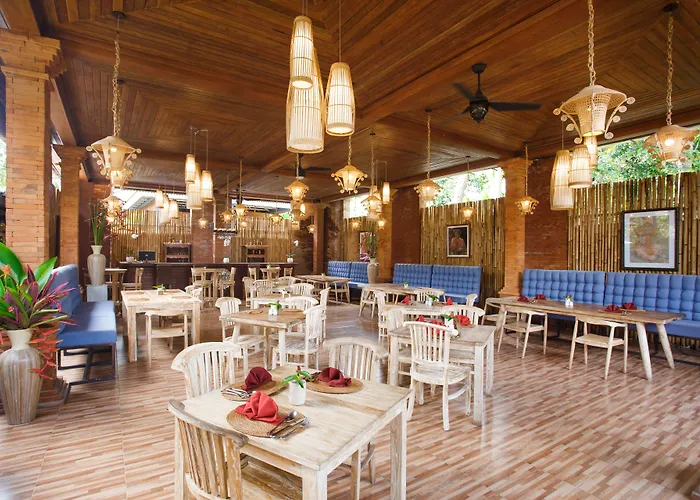 Raya Boutique فندق 3*